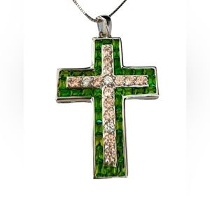Green stone cross necklace 925 Silver